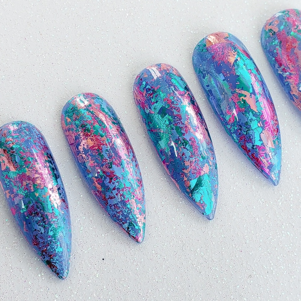 *Diana* Reusable Handcrafted Press-on Nails 💅🏽 - Picture 3 of 8